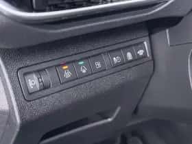 Peugeot 3008 (2022) thumbnail 19