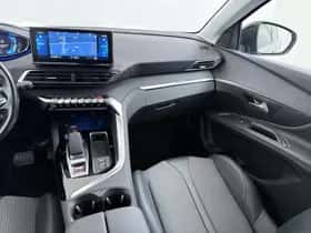 Peugeot 3008 (2022) thumbnail 25