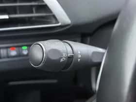Peugeot 3008 (2022) thumbnail 26