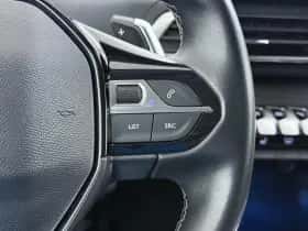 Peugeot 3008 (2022) thumbnail 30