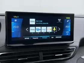 Peugeot 3008 (2022) thumbnail 32