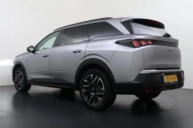 Peugeot 5008 (2025) thumbnail 5