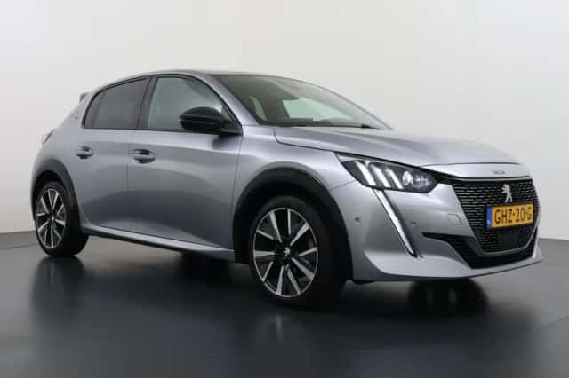 Peugeot 208 (2022) thumbnail 2