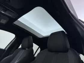 Peugeot 208 (2022) thumbnail 38