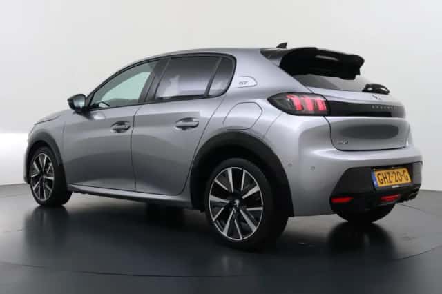 Peugeot 208 (2022) thumbnail 5