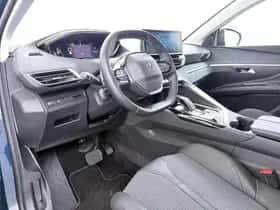 Peugeot 5008 (2022) thumbnail 18