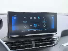 Peugeot 5008 (2022) thumbnail 33
