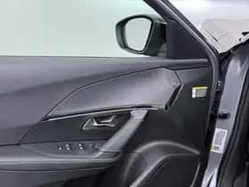 Peugeot e-2008 (2024) thumbnail 16