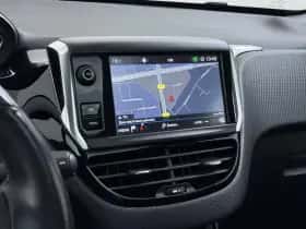 Peugeot 2008 (2017) thumbnail 32