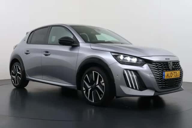 Peugeot 208 (2025) thumbnail 2