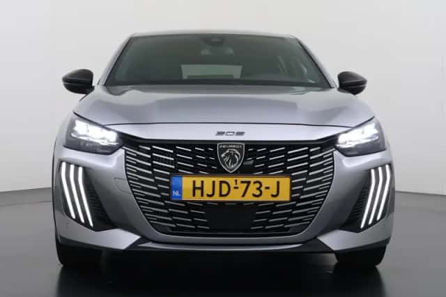 Peugeot 208 (2025) thumbnail 3