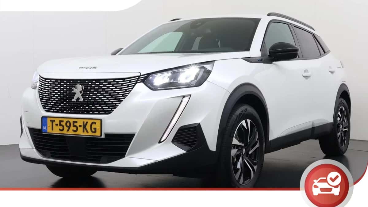 Peugeot e-2008 (2023) — foto 1