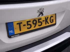 Peugeot e-2008 (2023) thumbnail 11