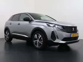 Peugeot 3008 (2024) thumbnail 2