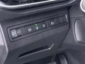 Peugeot 3008 (2024) thumbnail 18