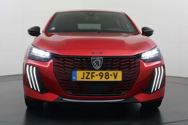 Peugeot 208 (2024) thumbnail 3
