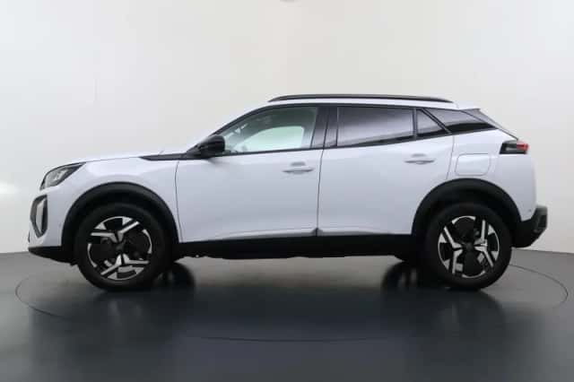 Peugeot 2008 (2025) thumbnail 4