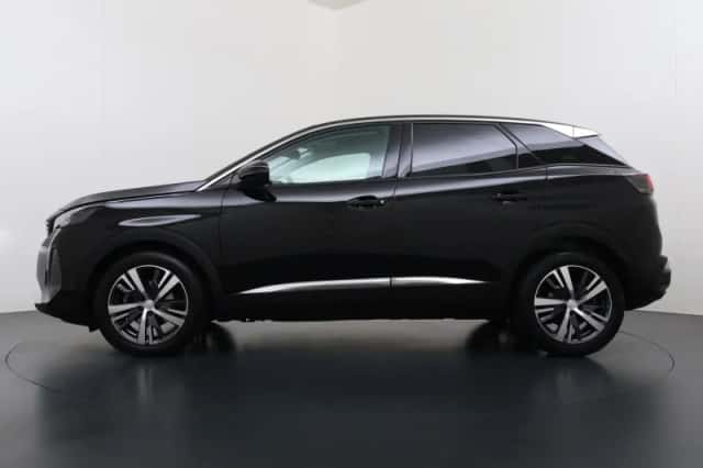 Peugeot 3008 (2022) thumbnail 4