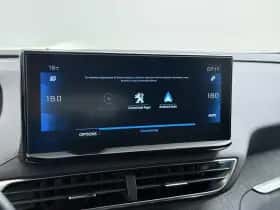 Peugeot 3008 (2022) thumbnail 35