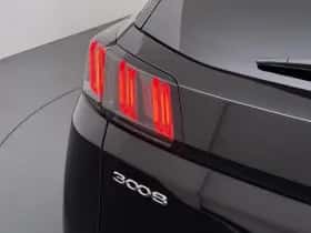 Peugeot 3008 (2022) thumbnail 9