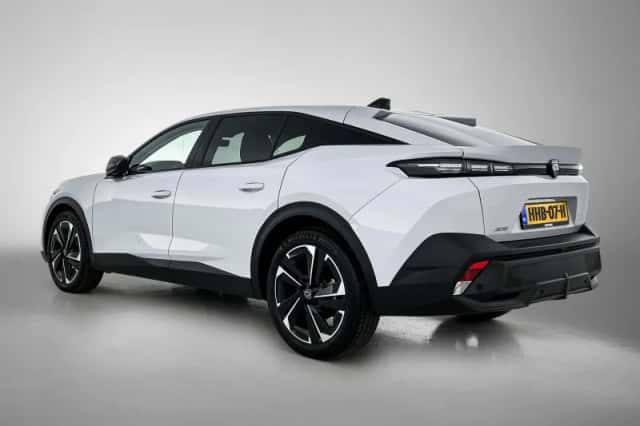 Peugeot 408 (2025) thumbnail 6