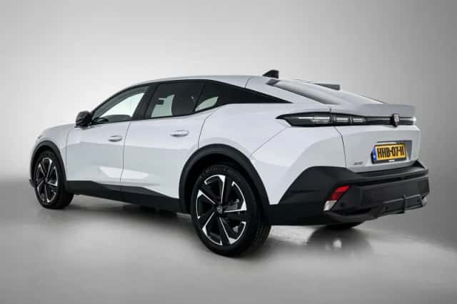 Peugeot 408 (2025) thumbnail 6