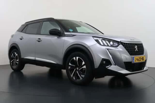 Peugeot 2008 (2021) thumbnail 2