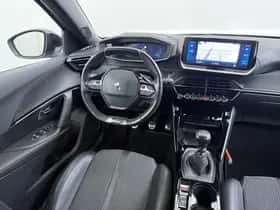 Peugeot 2008 (2021) thumbnail 21