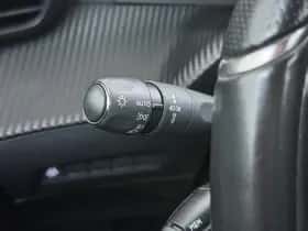 Peugeot 2008 (2021) thumbnail 23