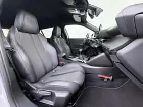 Peugeot 2008 (2021) thumbnail 39