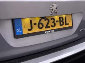 Peugeot 2008 (2021) thumbnail 10