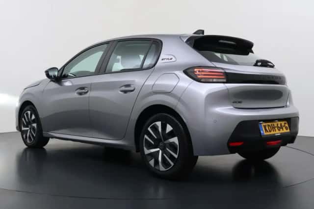 Peugeot 208 (2025) thumbnail 5