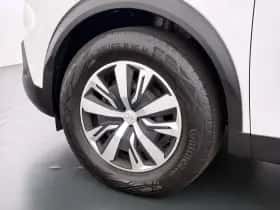 Peugeot 2008 (2022) thumbnail 13