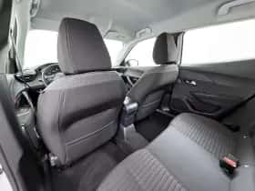 Peugeot 2008 (2022) thumbnail 19