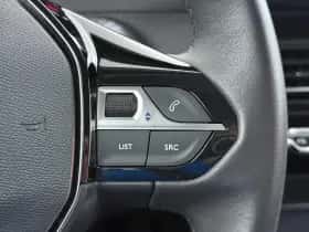 Peugeot 2008 (2022) thumbnail 28