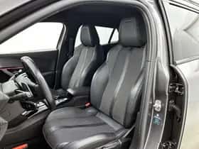Peugeot 2008 (2022) thumbnail 25