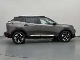 Peugeot 2008 (2022) thumbnail 9