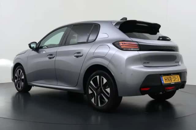 Peugeot 208 (2025) thumbnail 5