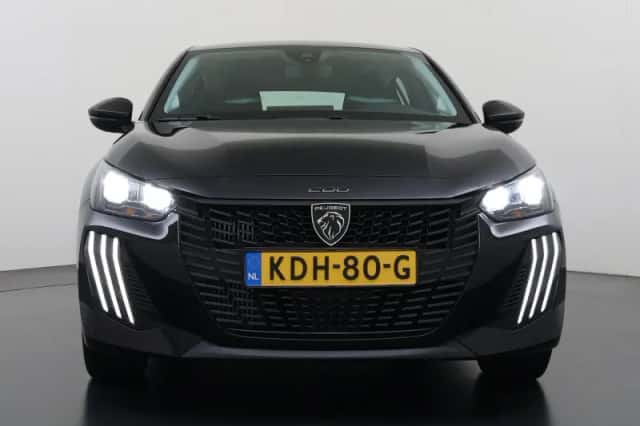 Peugeot 208 (2025) thumbnail 3