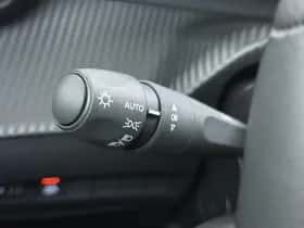 Peugeot e-208 (2023) thumbnail 24