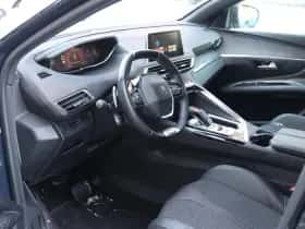 Peugeot 3008 (2020) thumbnail 11