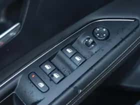 Peugeot 3008 (2020) thumbnail 21