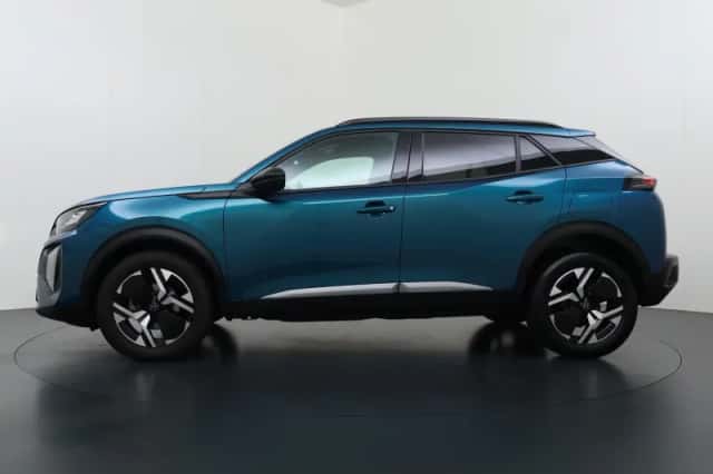 Peugeot 2008 (2025) thumbnail 4
