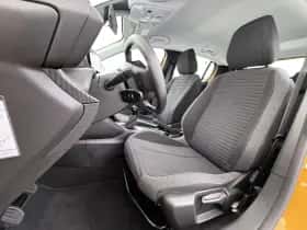 Peugeot 208 (2023) thumbnail 17