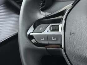 Peugeot 208 (2023) thumbnail 26