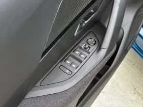 Peugeot 2008 (2025) thumbnail 15