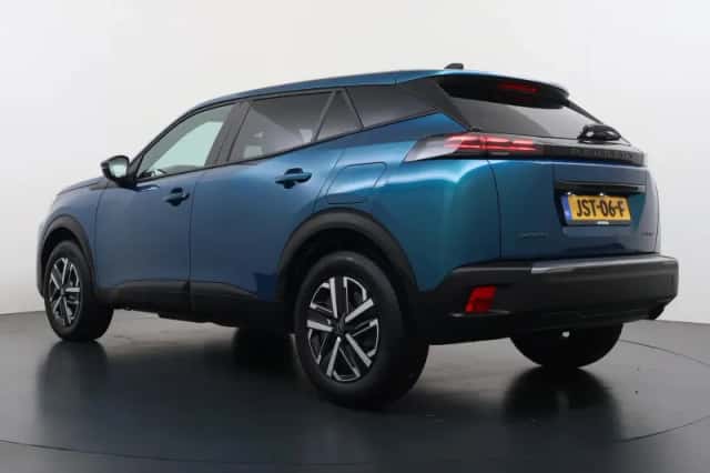 Peugeot 2008 (2025) thumbnail 5