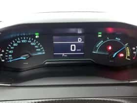 Peugeot 2008 (2025) thumbnail 17