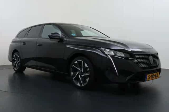 Peugeot 308 (2023) thumbnail 2