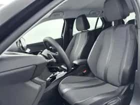 Peugeot 2008 (2021) thumbnail 9